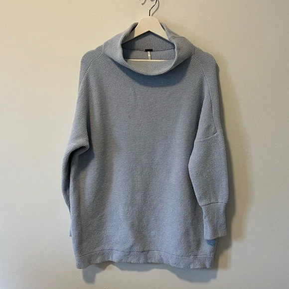 Free People Ottoman Tunic in Powder Blue - Picture 2 of 10